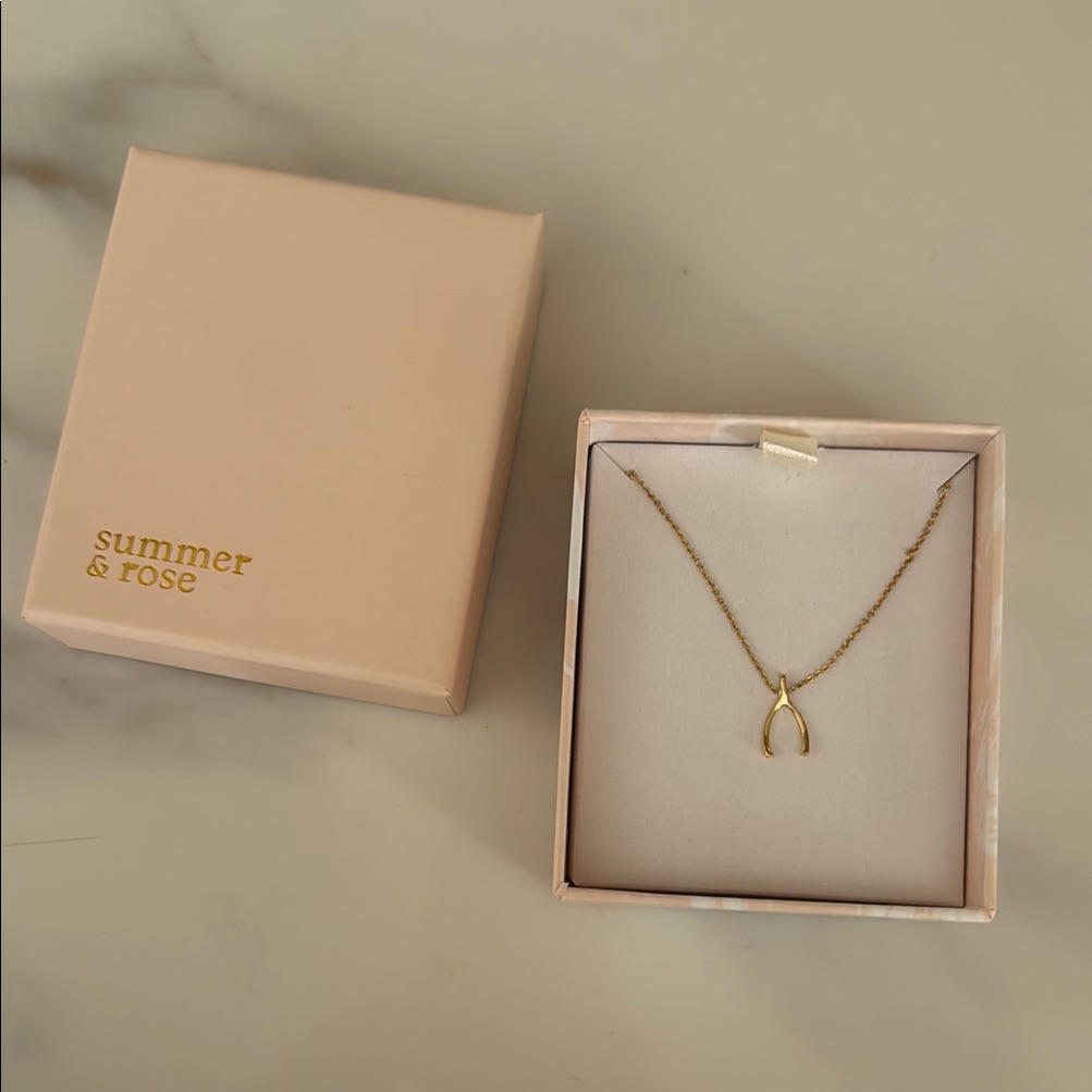 Summer & Rose Gold Dainty Necklace With Pendant